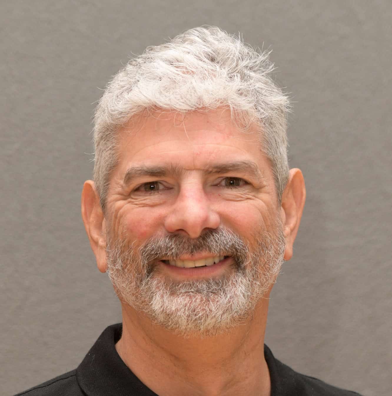 Headshot of Mark Peres